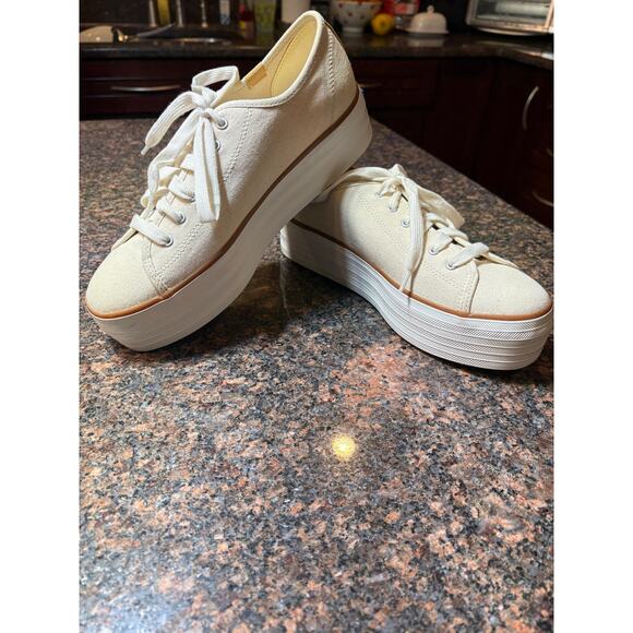 Keds Shoes - Keds Women's Triple Up Canvas Sneaker Cream Size 8 NWOT